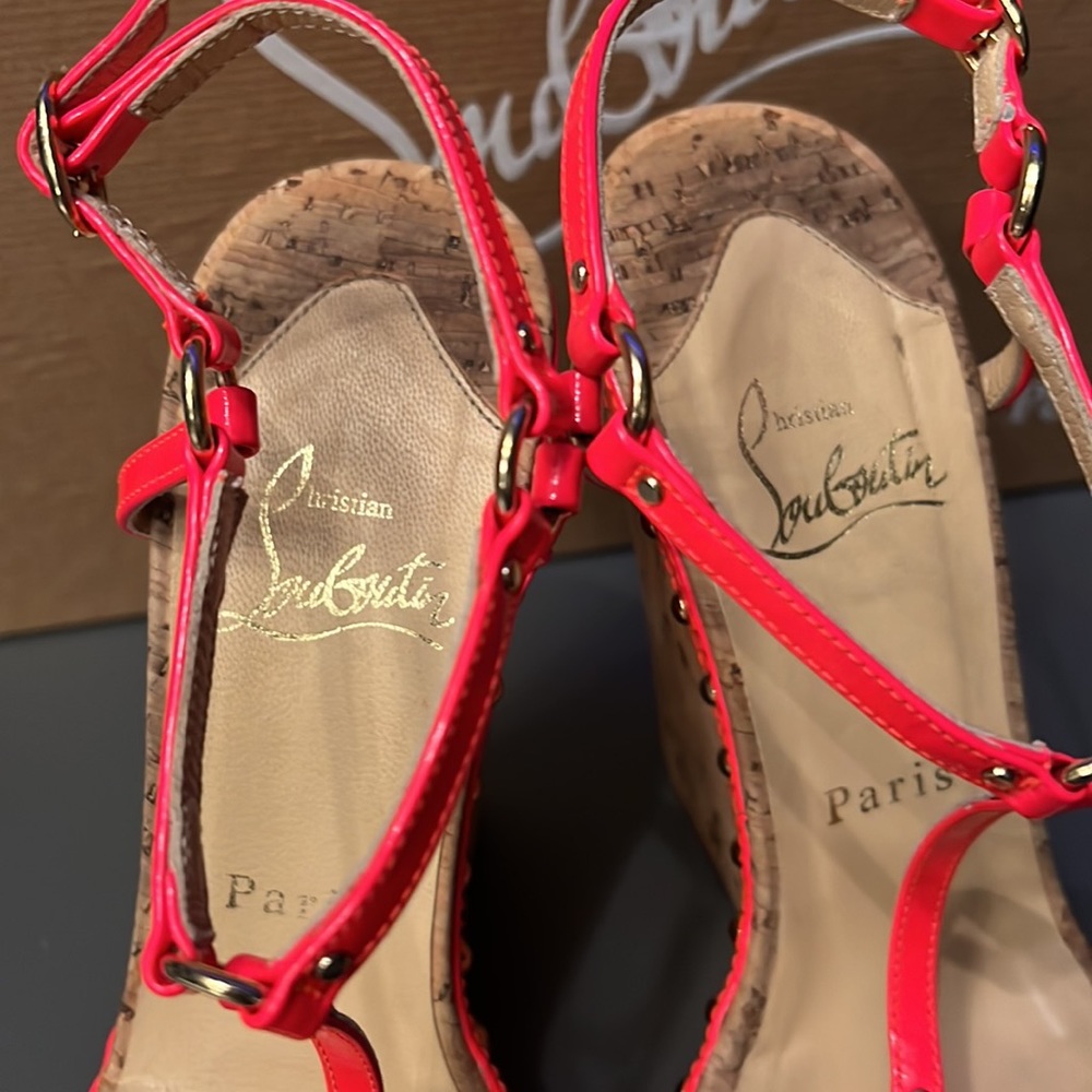 Christian Louboutin wedges - Picture 5 of 8